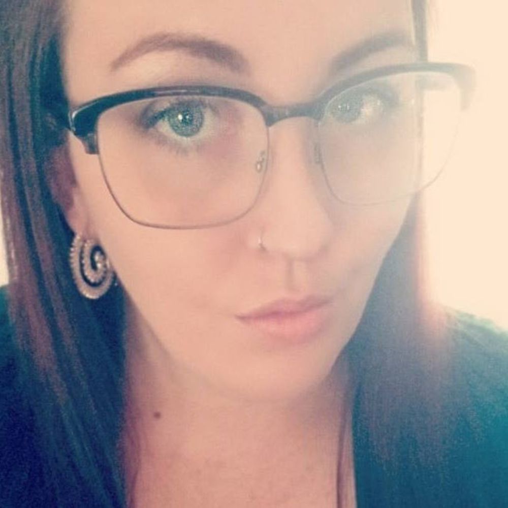 Meet your Posher, Jenn